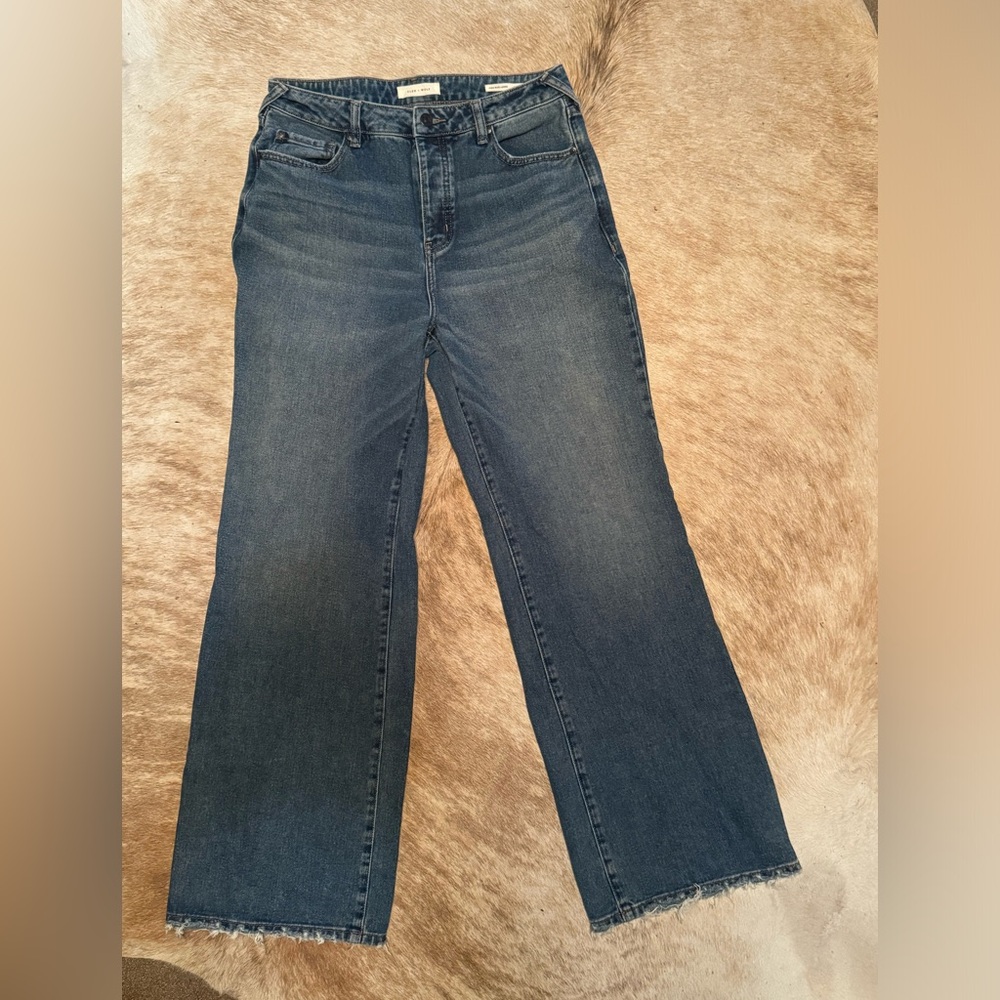 Cleo & Wolf high rise loose jeans